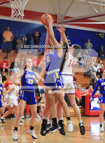 Thumbnail 3 in Richlands @ West Carteret (NCHSAA Round 1) photogallery.
