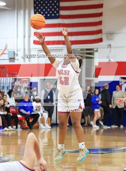 Thumbnail 1 in Richlands @ West Carteret (NCHSAA Round 1) photogallery.