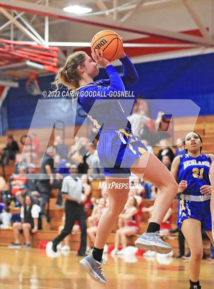 Thumbnail 3 in Richlands @ West Carteret (NCHSAA Round 1) photogallery.