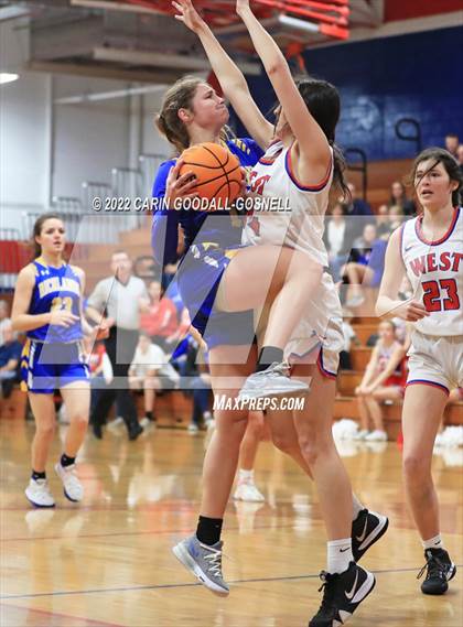 Thumbnail 3 in Richlands @ West Carteret (NCHSAA Round 1) photogallery.