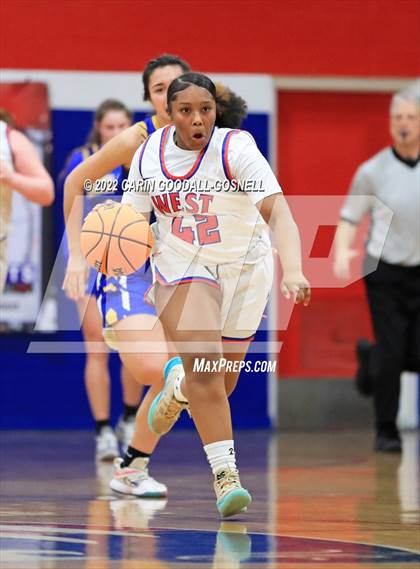 Thumbnail 3 in Richlands @ West Carteret (NCHSAA Round 1) photogallery.