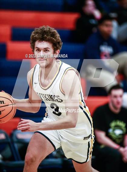 Thumbnail 1 in Santa Monica vs Oak Park (8th Annual West Valley Tip-Off Classic) photogallery.