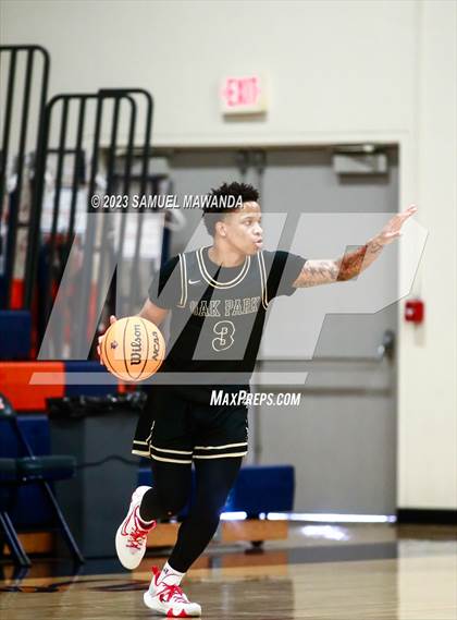 Thumbnail 1 in Santa Monica vs Oak Park (8th Annual West Valley Tip-Off Classic) photogallery.