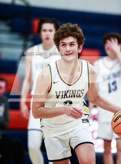 Thumbnail 1 in Santa Monica vs Oak Park (8th Annual West Valley Tip-Off Classic) photogallery.