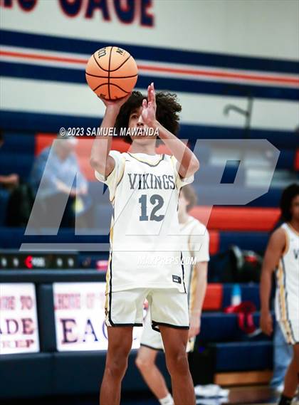 Thumbnail 2 in Santa Monica vs Oak Park (8th Annual West Valley Tip-Off Classic) photogallery.