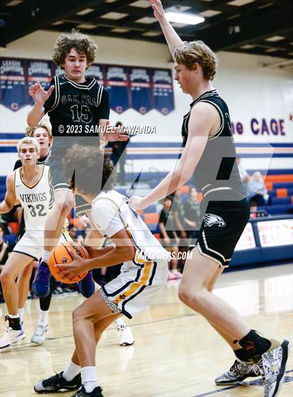 Thumbnail 3 in Santa Monica vs Oak Park (8th Annual West Valley Tip-Off Classic) photogallery.