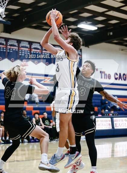 Thumbnail 3 in Santa Monica vs Oak Park (8th Annual West Valley Tip-Off Classic) photogallery.