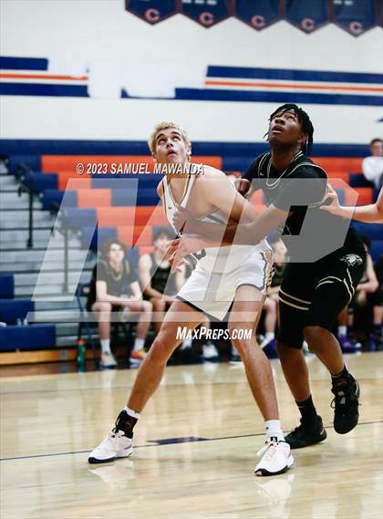 Thumbnail 2 in Santa Monica vs Oak Park (8th Annual West Valley Tip-Off Classic) photogallery.