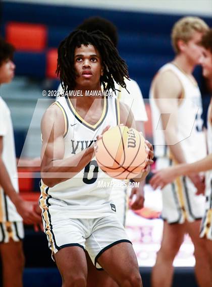 Thumbnail 1 in Santa Monica vs Oak Park (8th Annual West Valley Tip-Off Classic) photogallery.
