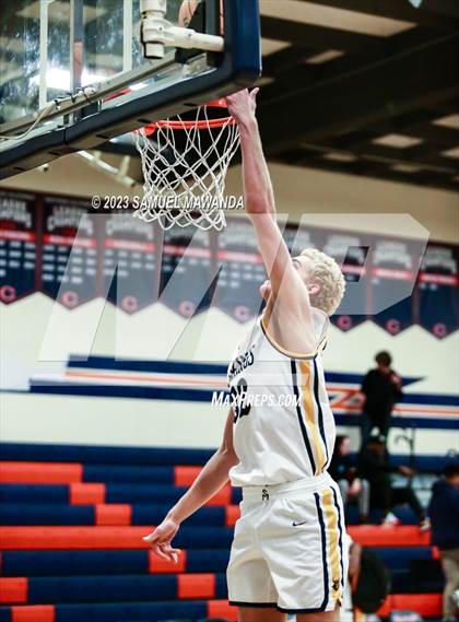 Thumbnail 1 in Santa Monica vs Oak Park (8th Annual West Valley Tip-Off Classic) photogallery.