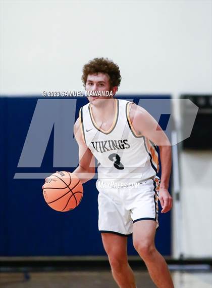 Thumbnail 1 in Santa Monica vs Oak Park (8th Annual West Valley Tip-Off Classic) photogallery.
