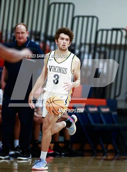 Thumbnail 3 in Santa Monica vs Oak Park (8th Annual West Valley Tip-Off Classic) photogallery.