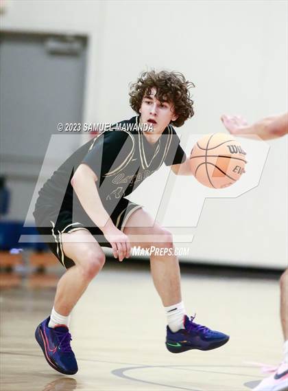 Thumbnail 2 in Santa Monica vs Oak Park (8th Annual West Valley Tip-Off Classic) photogallery.