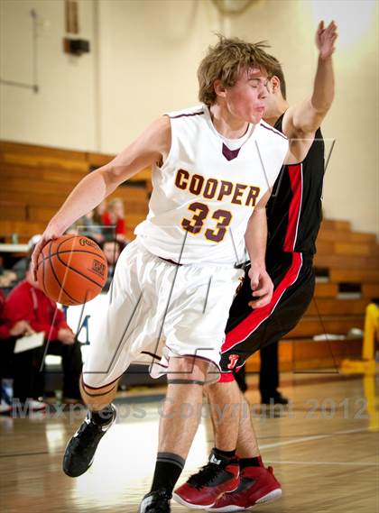 Thumbnail 2 in Ludlow vs Cooper (Lloyd Memorial Tournament) photogallery.