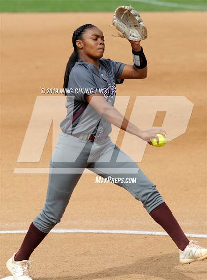 Thumbnail 1 in Torrance vs. Louisville (CIF SS D5 Final) photogallery.