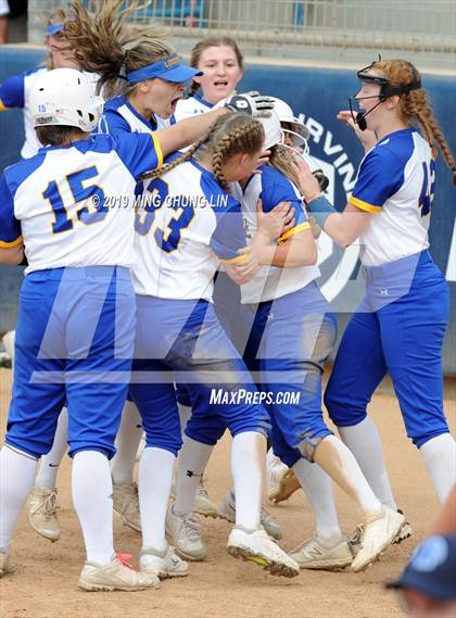 Thumbnail 1 in Torrance vs. Louisville (CIF SS D5 Final) photogallery.