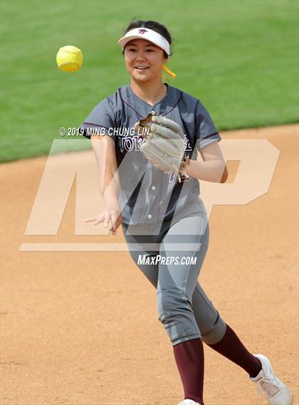 Thumbnail 2 in Torrance vs. Louisville (CIF SS D5 Final) photogallery.