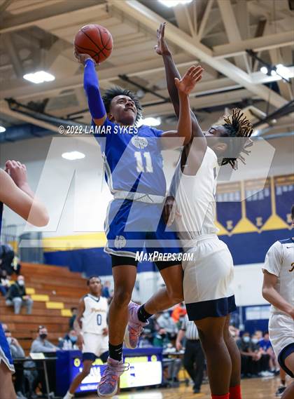 Thumbnail 2 in Gilmour Academy @ Euclid photogallery.