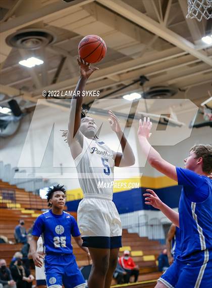 Thumbnail 1 in Gilmour Academy @ Euclid photogallery.