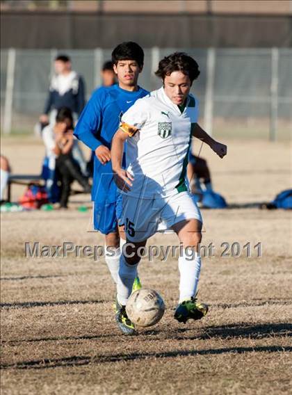 Thumbnail 3 in Canyon del Oro vs Sunnyside (Chris Mair Tournament) photogallery.