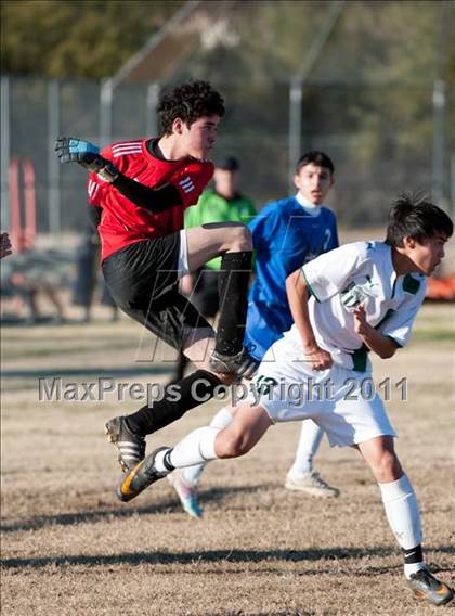 Thumbnail 2 in Canyon del Oro vs Sunnyside (Chris Mair Tournament) photogallery.