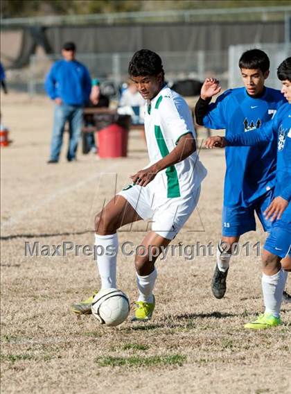 Thumbnail 2 in Canyon del Oro vs Sunnyside (Chris Mair Tournament) photogallery.
