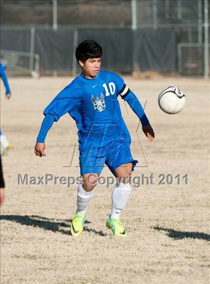 Thumbnail 2 in Canyon del Oro vs Sunnyside (Chris Mair Tournament) photogallery.