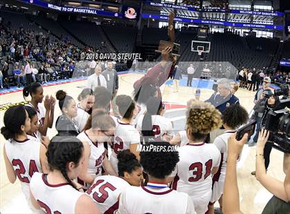 Thumbnail 1 in Sunny Hills vs. West Campus (CIF State D3 Final) photogallery.