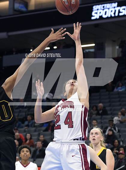 Thumbnail 2 in Sunny Hills vs. West Campus (CIF State D3 Final) photogallery.