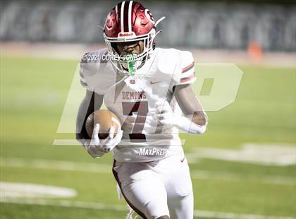 Thumbnail 3 in Warner Robins vs Houston County photogallery.