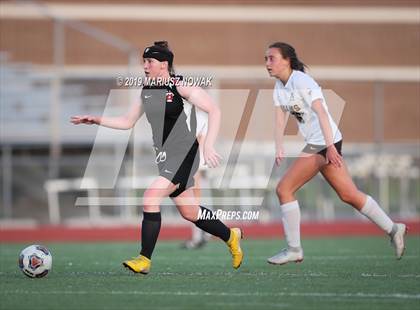 Thumbnail 1 in Adams vs. Troy (MHSAA D1 Regional Final) photogallery.
