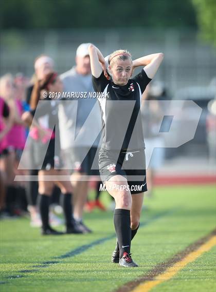 Thumbnail 1 in Adams vs. Troy (MHSAA D1 Regional Final) photogallery.