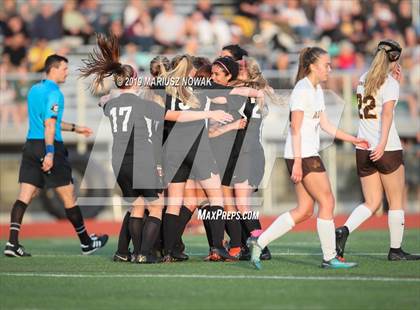 Thumbnail 1 in Adams vs. Troy (MHSAA D1 Regional Final) photogallery.