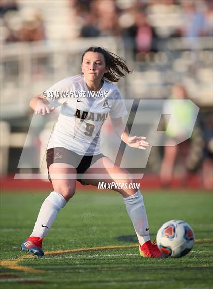 Thumbnail 1 in Adams vs. Troy (MHSAA D1 Regional Final) photogallery.