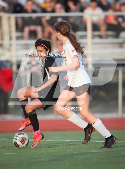 Thumbnail 1 in Adams vs. Troy (MHSAA D1 Regional Final) photogallery.