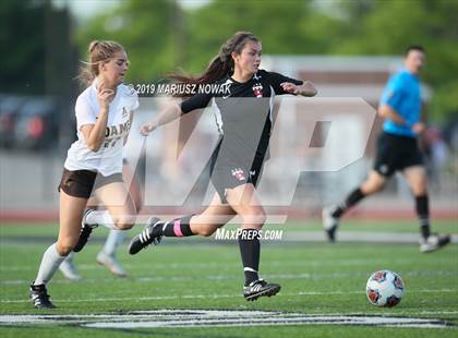Thumbnail 3 in Adams vs. Troy (MHSAA D1 Regional Final) photogallery.