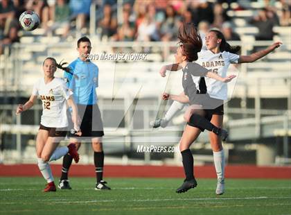 Thumbnail 2 in Adams vs. Troy (MHSAA D1 Regional Final) photogallery.