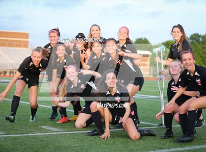 Thumbnail 3 in Adams vs. Troy (MHSAA D1 Regional Final) photogallery.