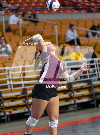 Thumbnail 2 in Williamstown vs. Charleston Catholic (WVSSAC Class AA Quarterfinal) photogallery.