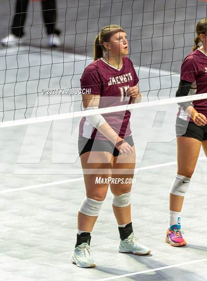 Thumbnail 2 in Williamstown vs. Charleston Catholic (WVSSAC Class AA Quarterfinal) photogallery.
