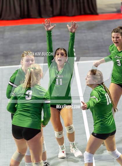 Thumbnail 3 in Williamstown vs. Charleston Catholic (WVSSAC Class AA Quarterfinal) photogallery.