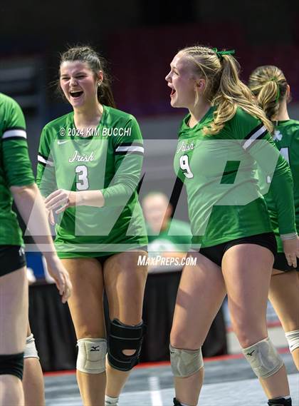 Thumbnail 2 in Williamstown vs. Charleston Catholic (WVSSAC Class AA Quarterfinal) photogallery.