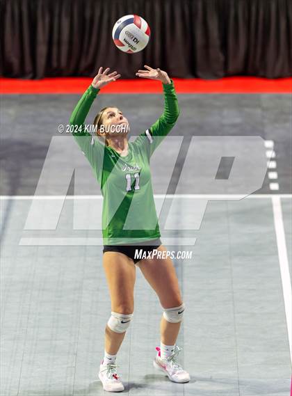 Thumbnail 3 in Williamstown vs. Charleston Catholic (WVSSAC Class AA Quarterfinal) photogallery.