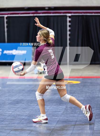 Thumbnail 1 in Williamstown vs. Charleston Catholic (WVSSAC Class AA Quarterfinal) photogallery.