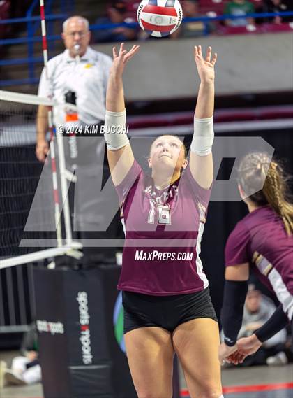 Thumbnail 3 in Williamstown vs. Charleston Catholic (WVSSAC Class AA Quarterfinal) photogallery.