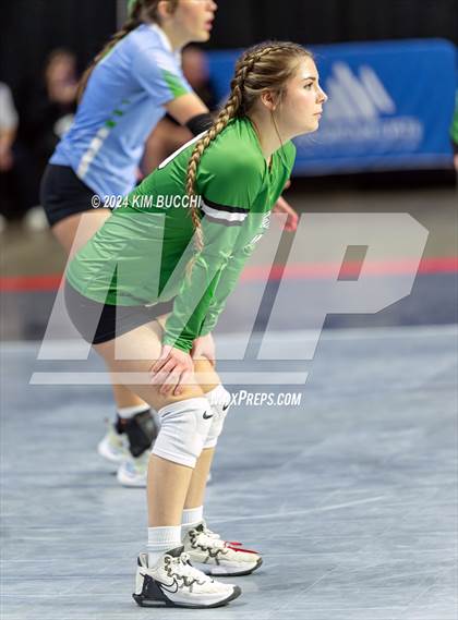 Thumbnail 3 in Williamstown vs. Charleston Catholic (WVSSAC Class AA Quarterfinal) photogallery.