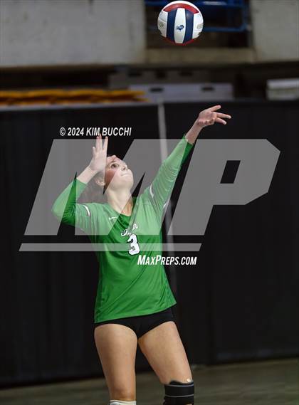 Thumbnail 1 in Williamstown vs. Charleston Catholic (WVSSAC Class AA Quarterfinal) photogallery.