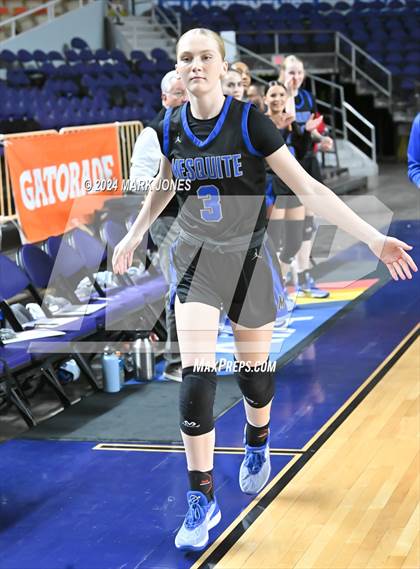 Thumbnail 3 in Salpointe Catholic vs. Mesquite (AIA 4A Final) photogallery.