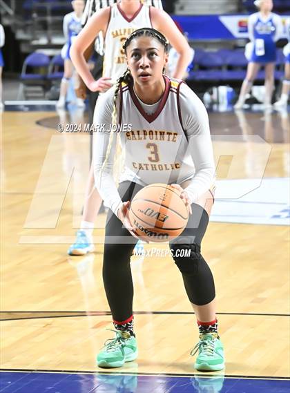 Thumbnail 1 in Salpointe Catholic vs. Mesquite (AIA 4A Final) photogallery.