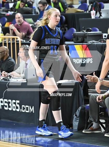 Thumbnail 1 in Salpointe Catholic vs. Mesquite (AIA 4A Final) photogallery.